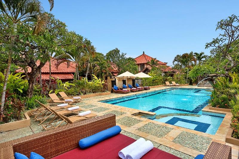 The Club Villas Seminyak Exterior photo