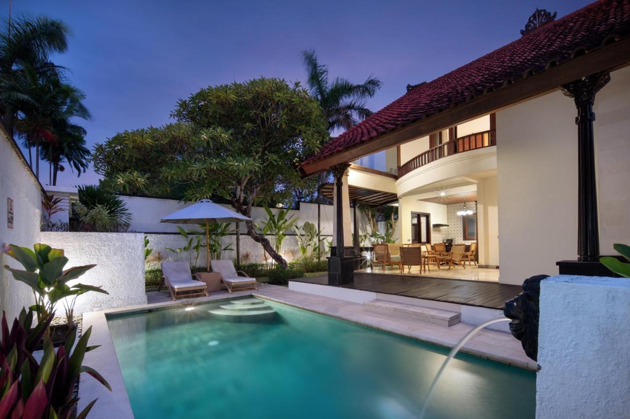 The Club Villas Seminyak Exterior photo