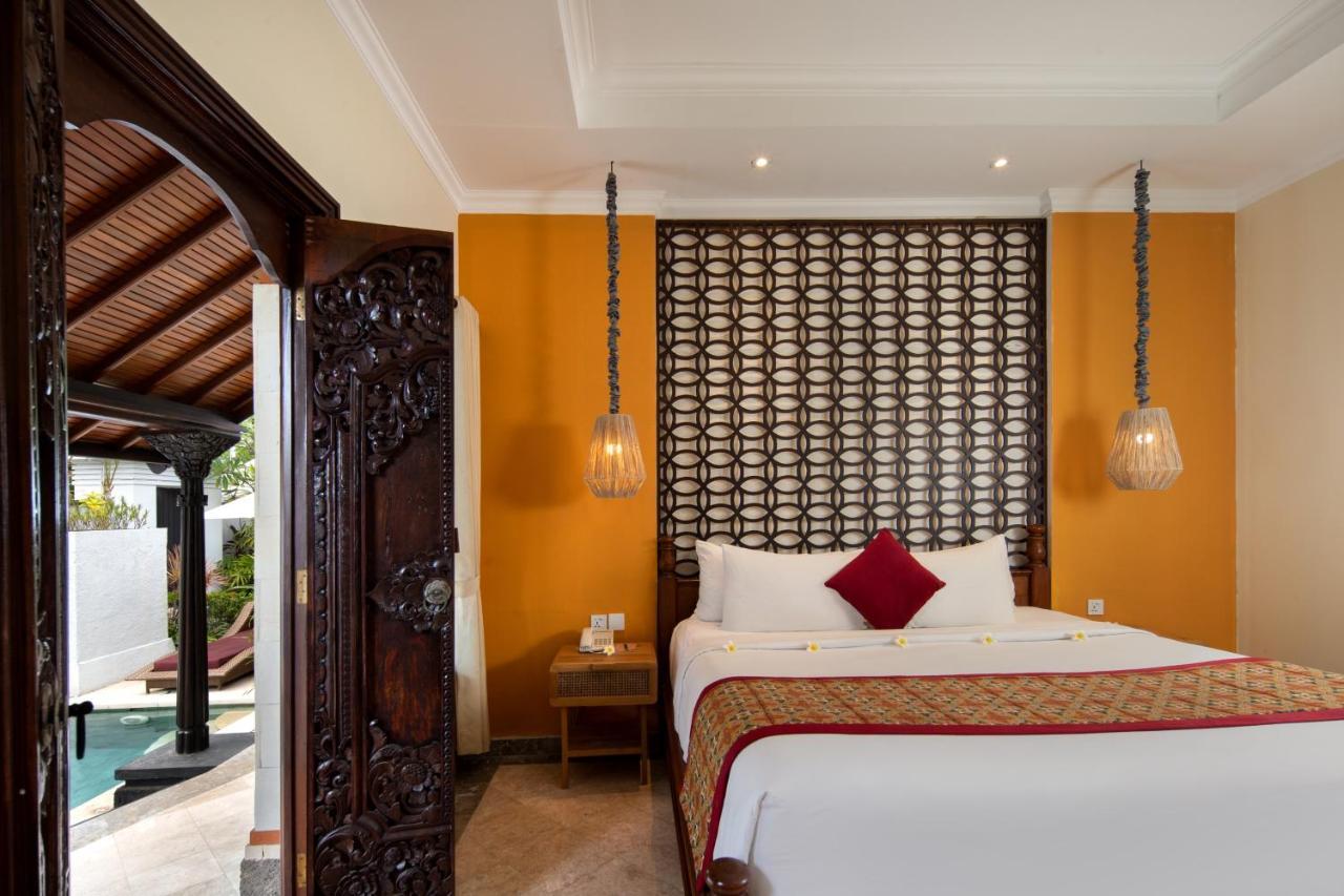 The Club Villas Seminyak Exterior photo