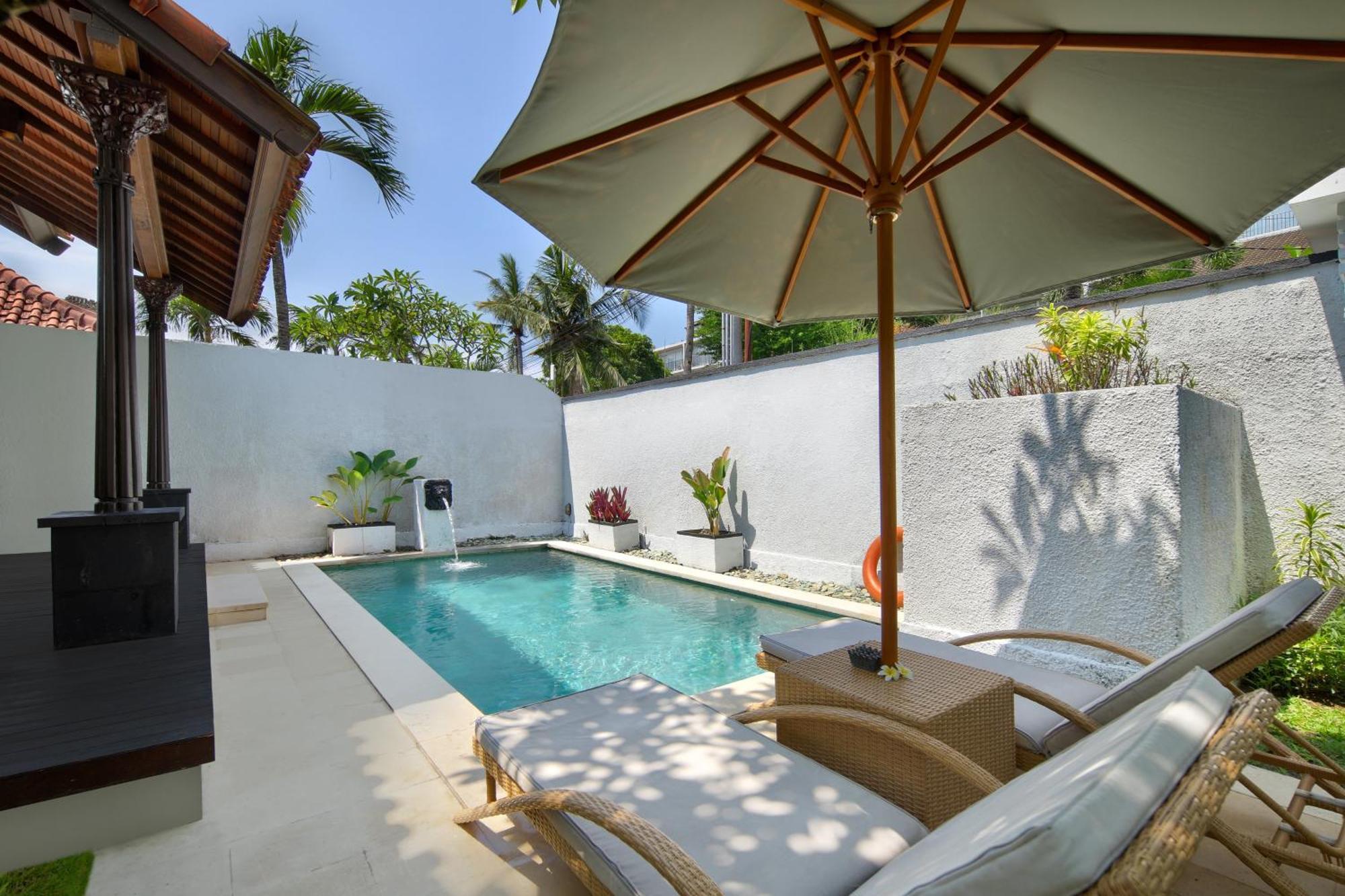 The Club Villas Seminyak Exterior photo