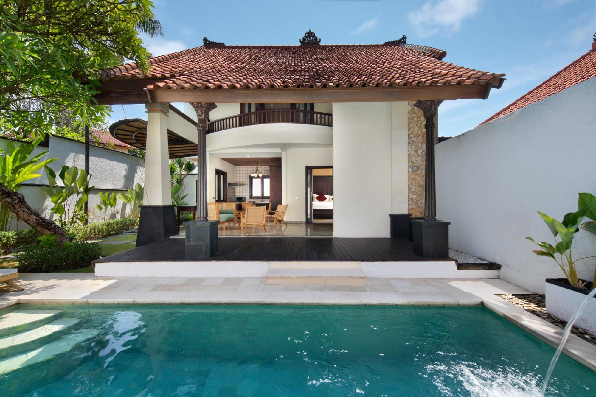 The Club Villas Seminyak Exterior photo
