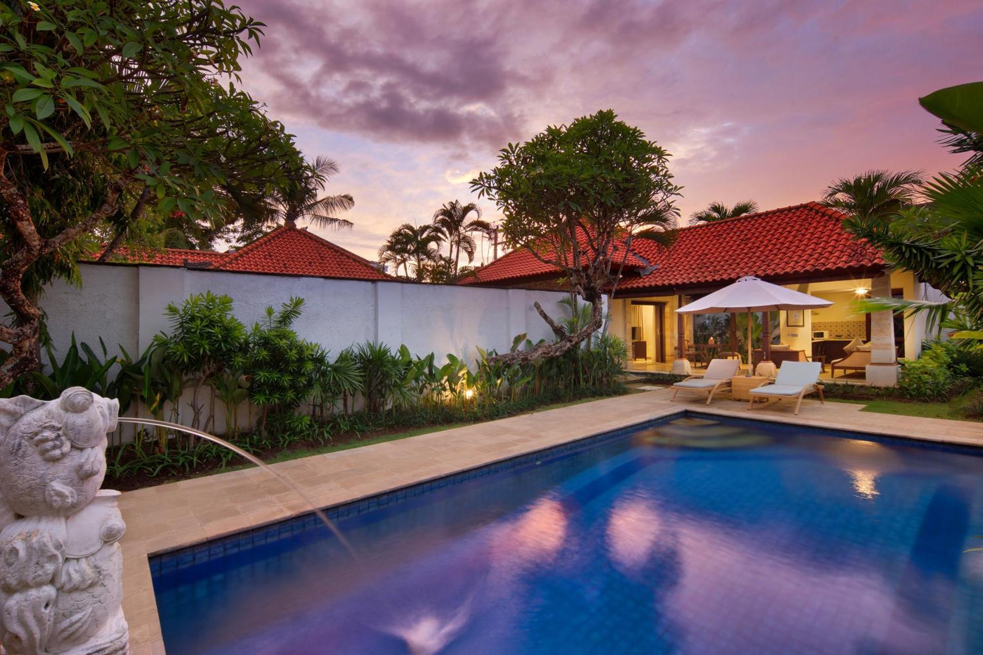 The Club Villas Seminyak Exterior photo